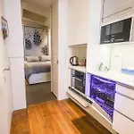 Appartement Elegant Climatise De 65 M2 Avec 2 Ch