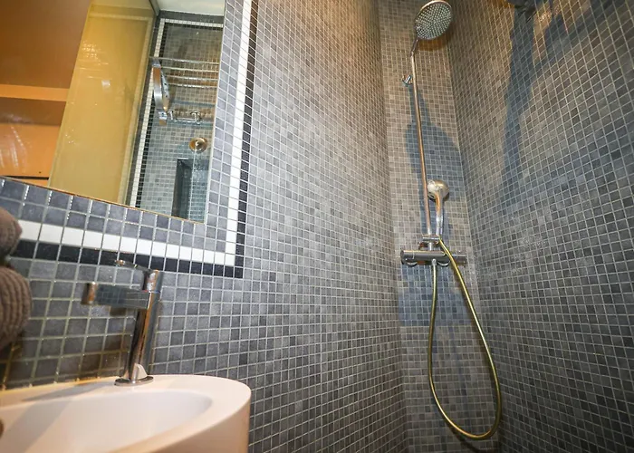 Apartamento Elegant Climatise De 65 M2 Avec 2 Ch *